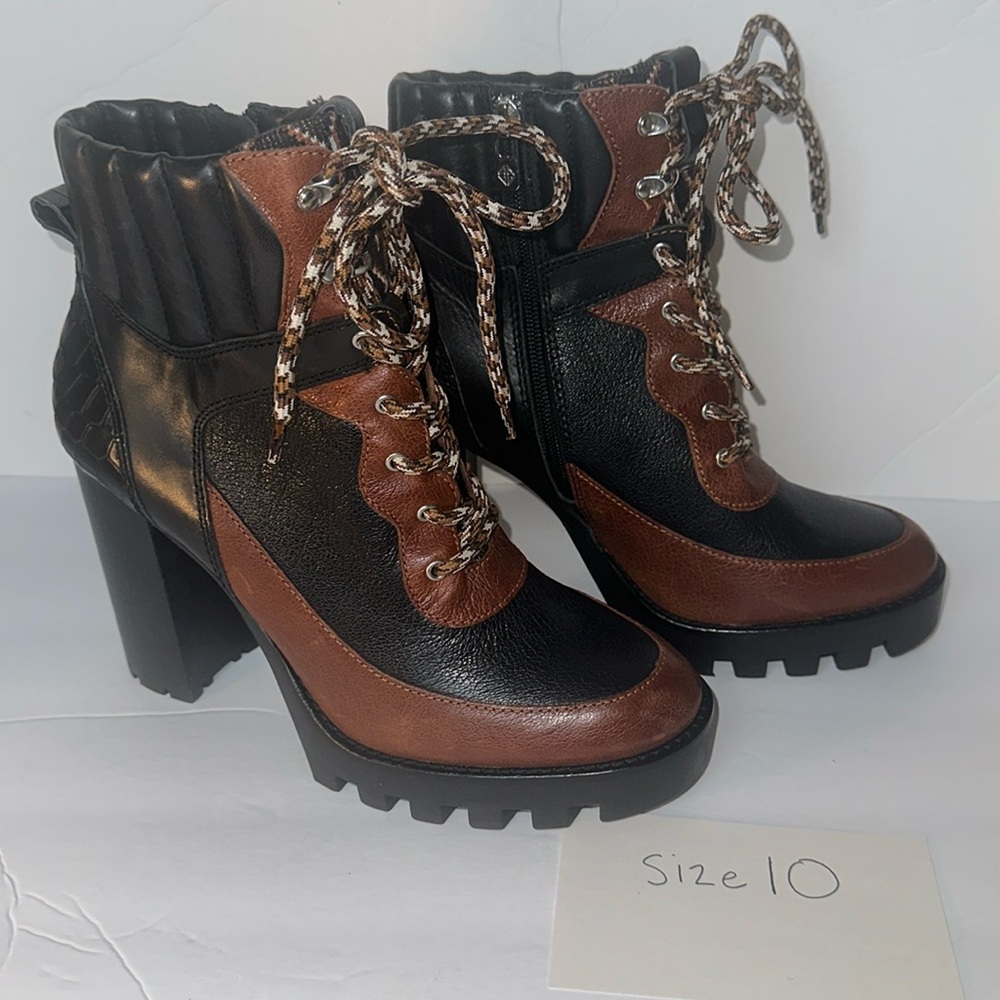Antonio Melani Penn Leather Lug Sole Booties - Picture 8 of 16